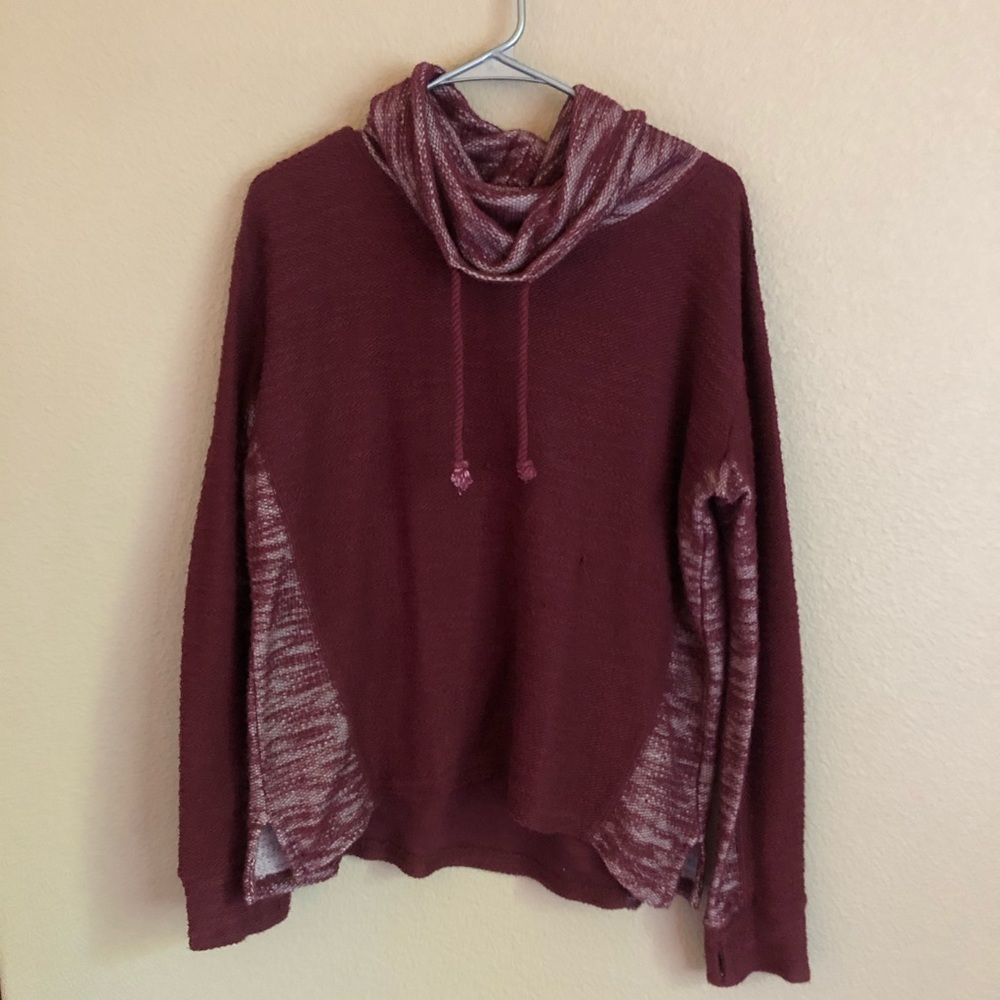 Maroon Hollister Sweater